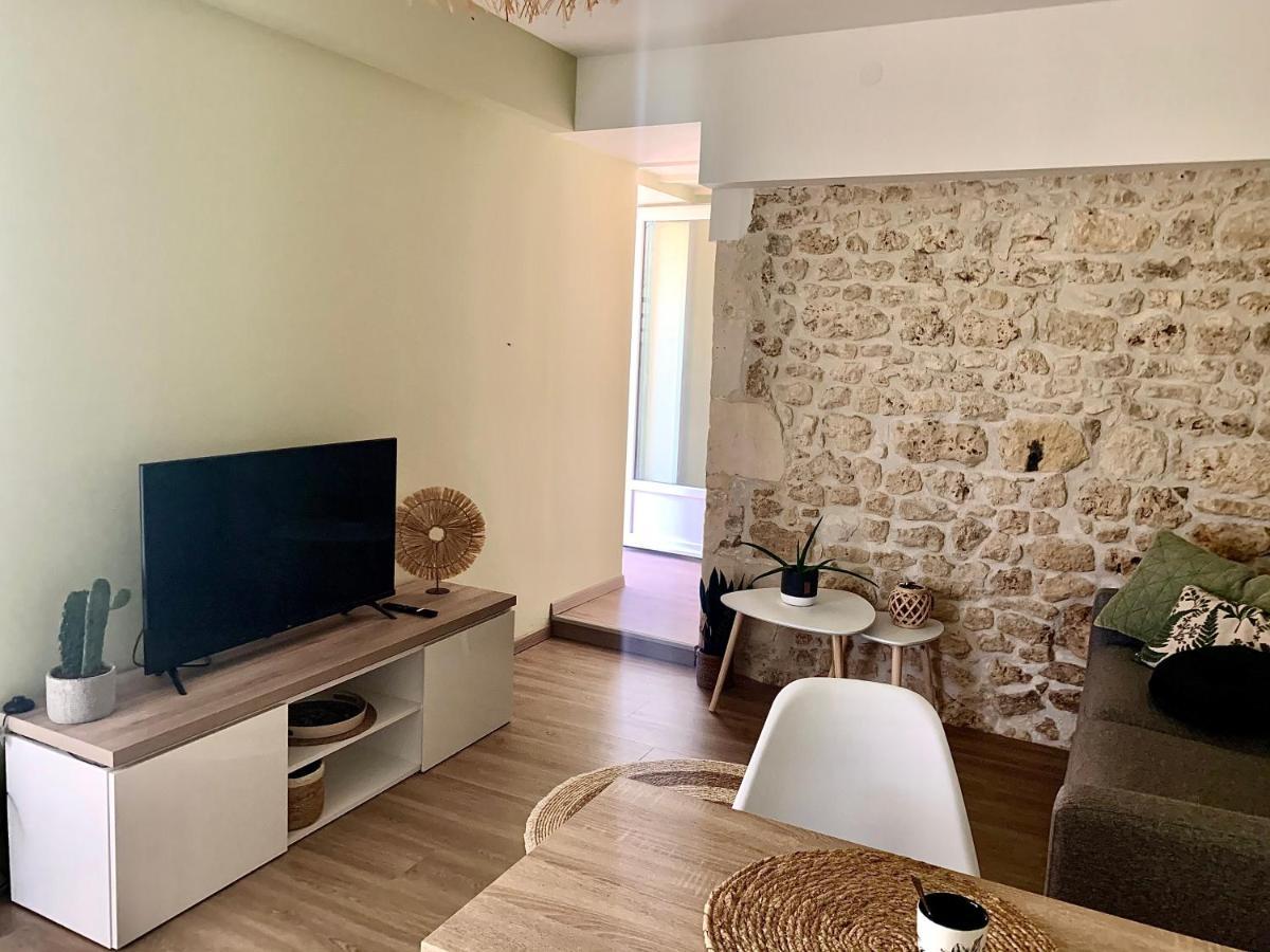 Gite Dans Une Ambiance Vegetale Avec Spa Privatif Jazennes Dış mekan fotoğraf